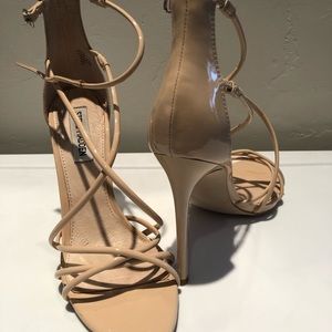 Steve Madden | Shoes | Nude Heels | Poshmark